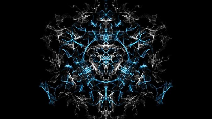 雷柏vt900和vt300s现在都是199，怎么选，还有罗技403，虽然好评如潮，可是配置好像有点低？